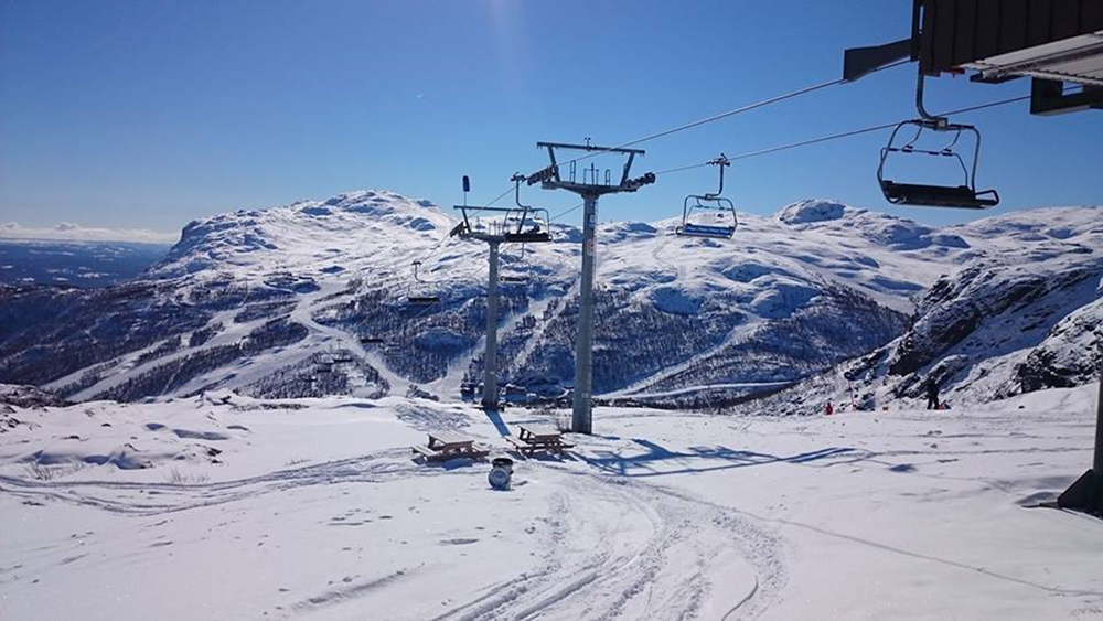 Bergstation Roni: skistar. Hemsedal, Norwegen